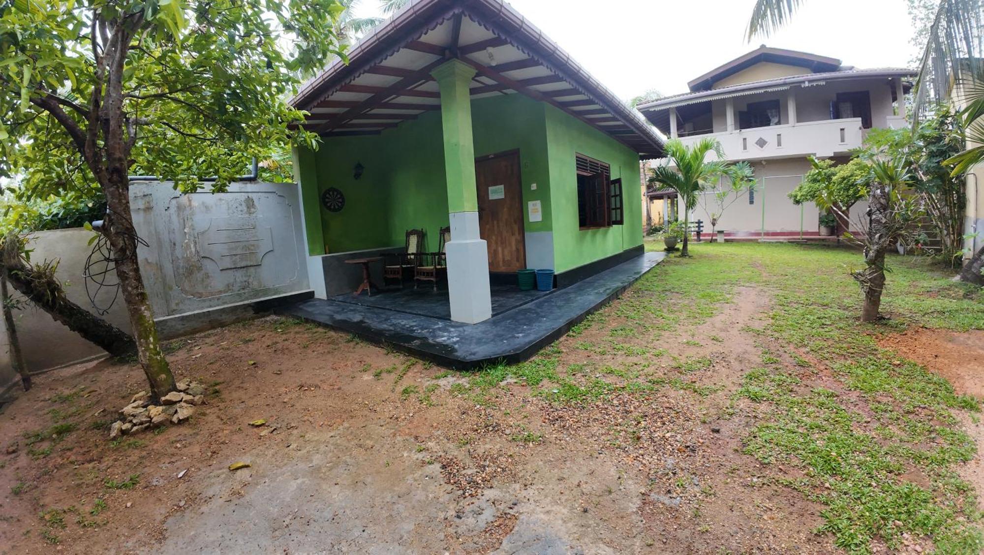 The Citadel Guest House Hikkaduwa Exteriör bild