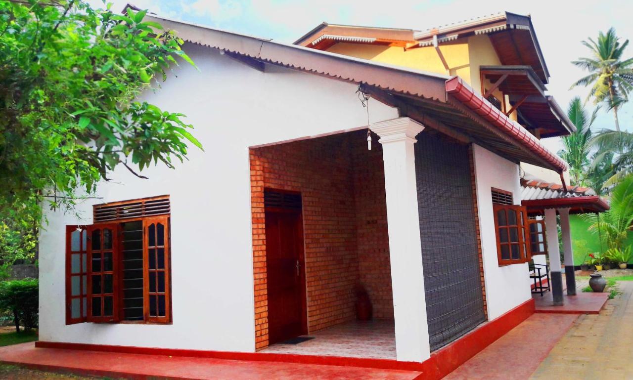 The Citadel Guest House Hikkaduwa Exteriör bild